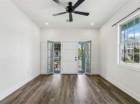 4th image of 431 S Genois St