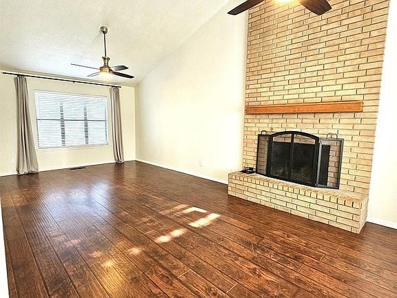 4th image of 3103 La Tierra Dr