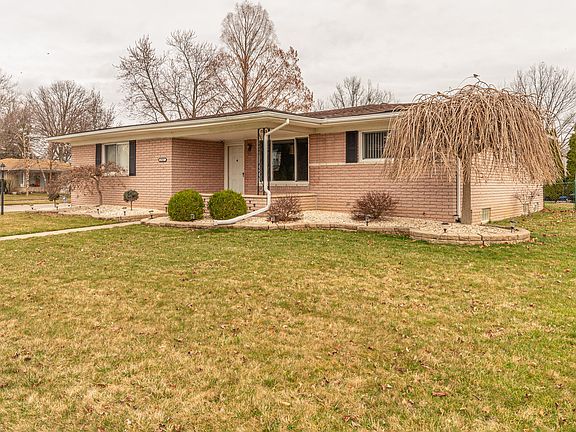 2nd image of 27417 Rose Ave