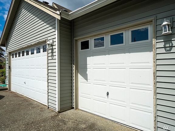2nd image of 18717 40th Ave W