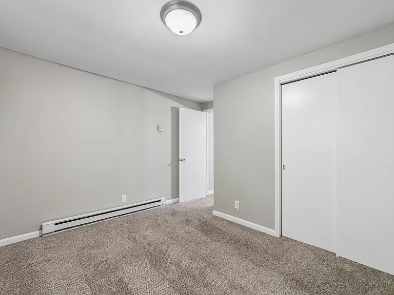 435 N 1st St — Photo 7