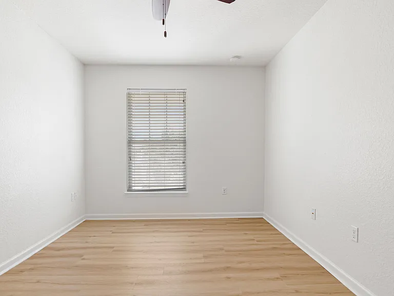217 Sand Oak Blvd — Photo 23