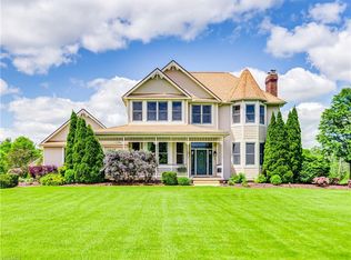 6880 Boneta Rd, Sharon Township, OH 44256