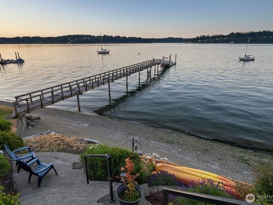 1162 Hyak Place, Fox Island, WA 98333