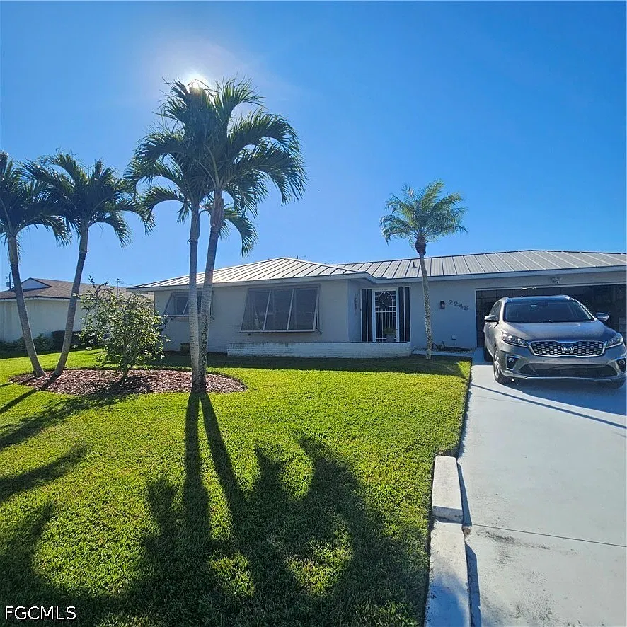 2 bed, 2.0 bath, 1107 sqft, $3,000 — Photo 3