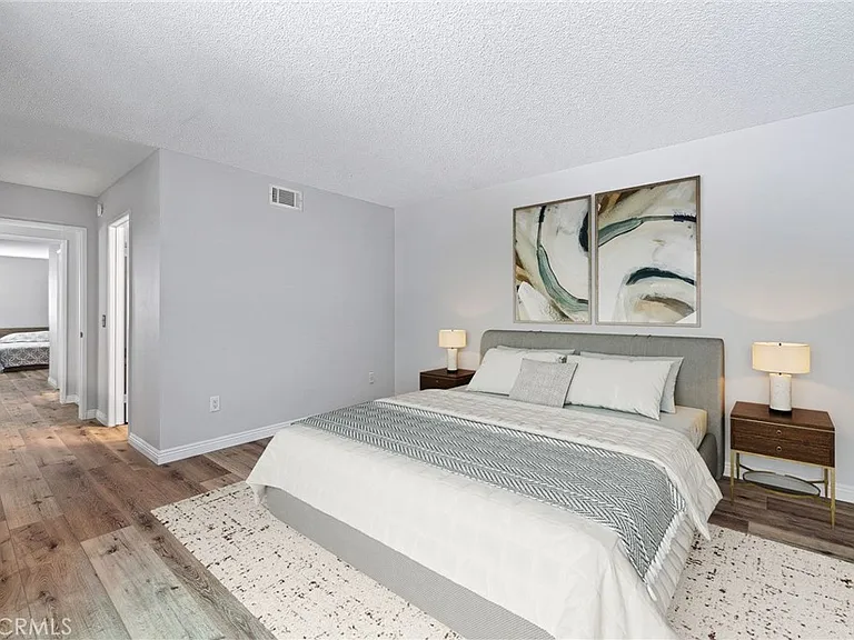 14 Aldergrove #29 — Photo 15