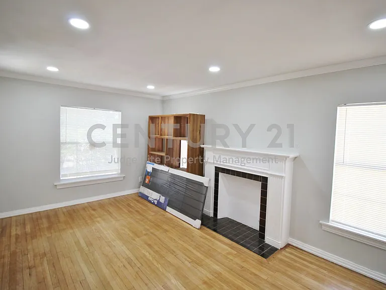 3427 Kinmore St — Photo 5