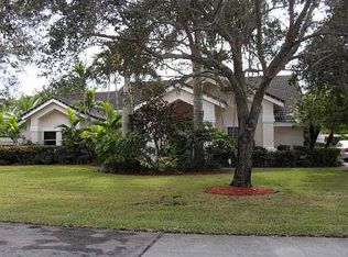 9732 SW 110th St, Miami, FL 33176