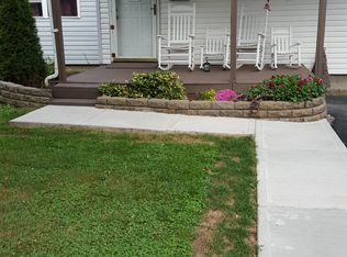 613 Edgewood Ave, Greenfield, OH 45123