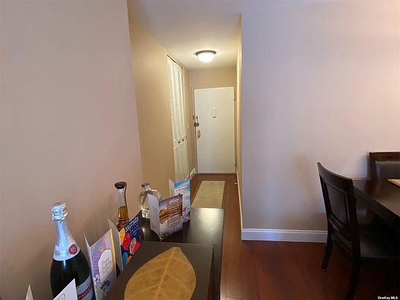 4th image of 90 S Park Ave APT B17