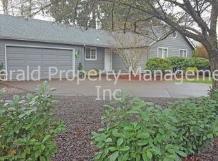 1366 Cal Young Rd, Eugene, OR 97401