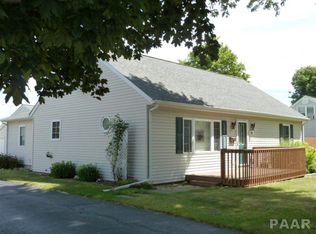 231 W Clark St, Morton, IL 61550