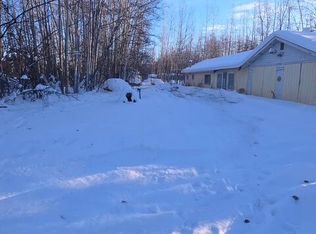 3483 Hurst Rd, North Pole, AK 99705