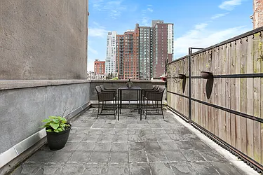 182 Norfolk Street #3 image 1 of 11