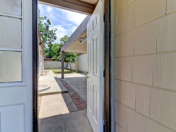 4th image of 1798 Terrace Ln