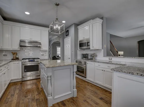 409 Love Bird Ln, Murphy, TX 75094