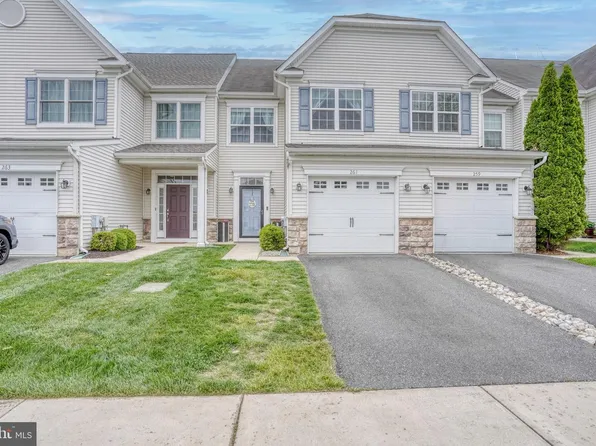 261 Wilmore Dr, Middletown, DE 19709