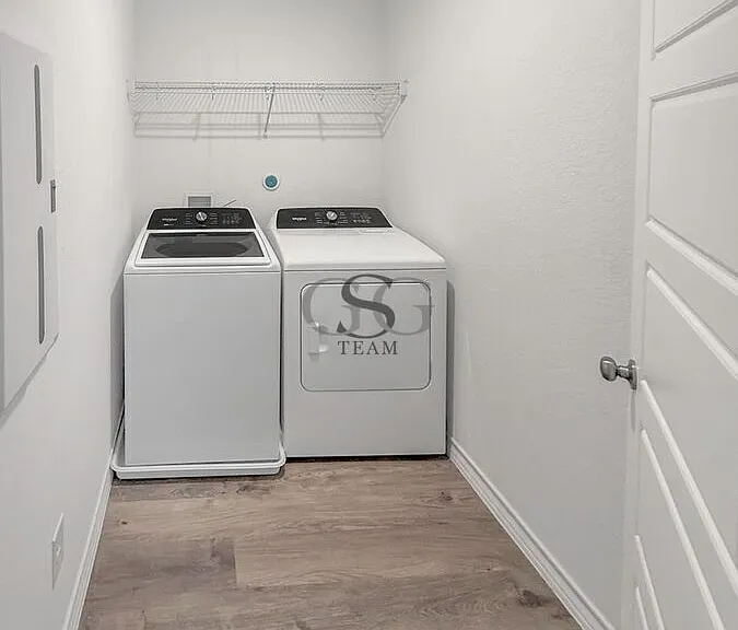 819 Bluegrass Point — Photo 16