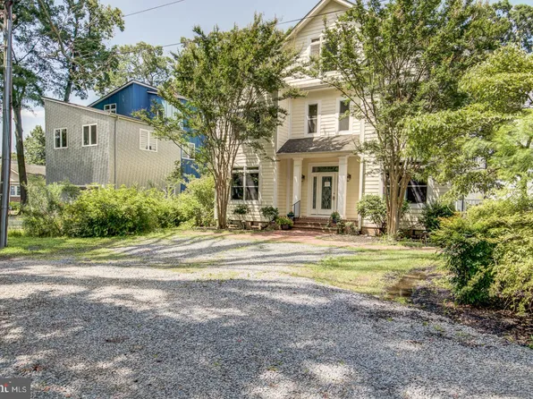 766 Bay Front Ave, North Beach, MD 20714