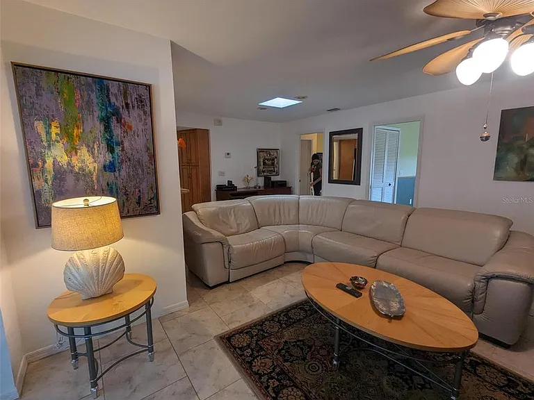5409 Palm Aire Dr — Photo 5