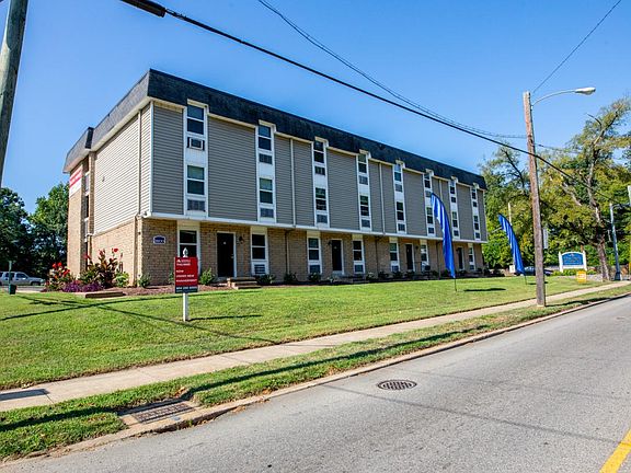 3rd image of 3900 Forest Hill Ave #C7