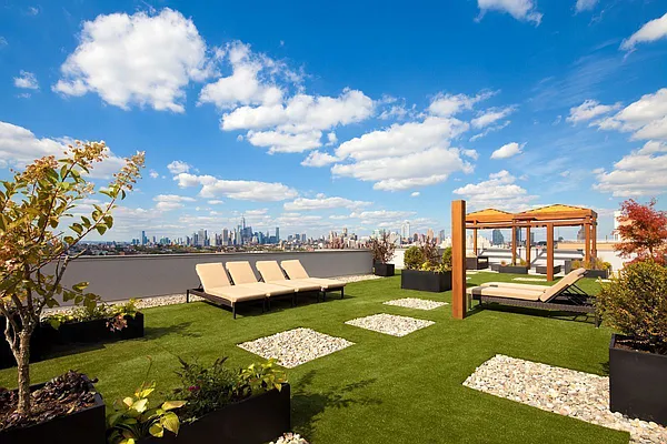 Rented by Compass | media 31