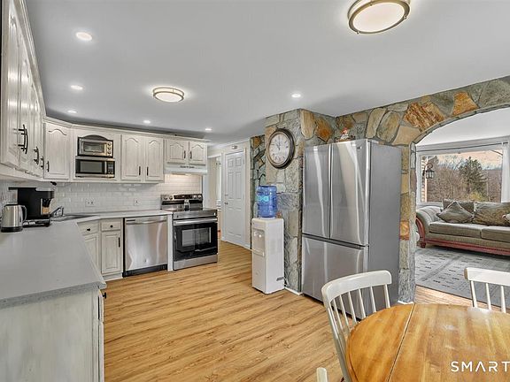 4th image of 112 Weekeepeemee Road