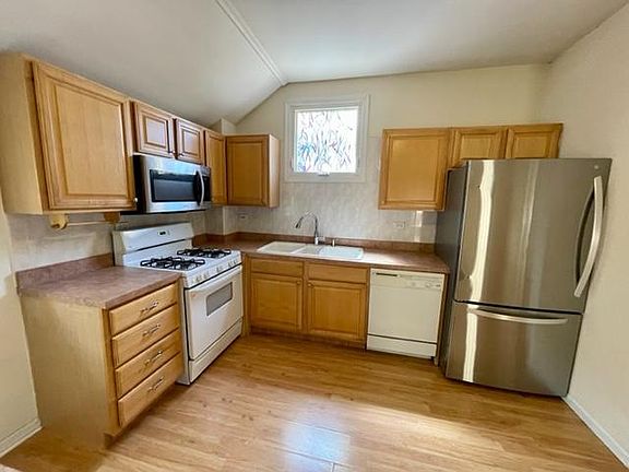 5th image of 1066 N Hermitage Ave