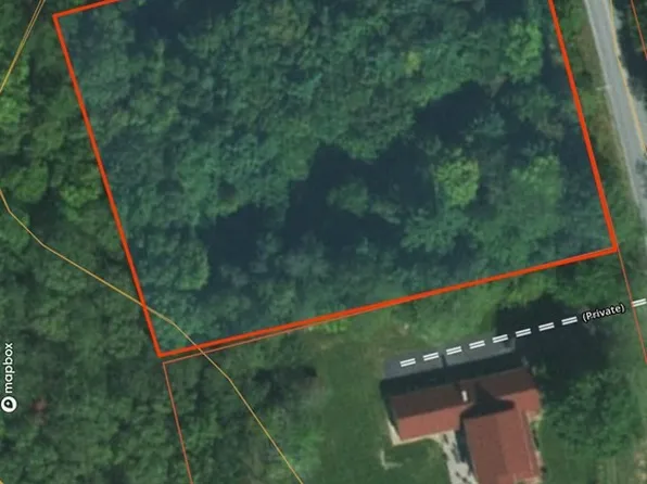 191 Oxford Ave, Dudley, MA 01571