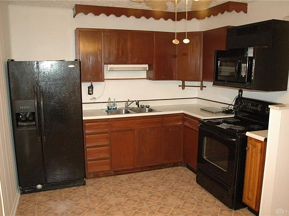 5th image of 1396 Sioux Dr