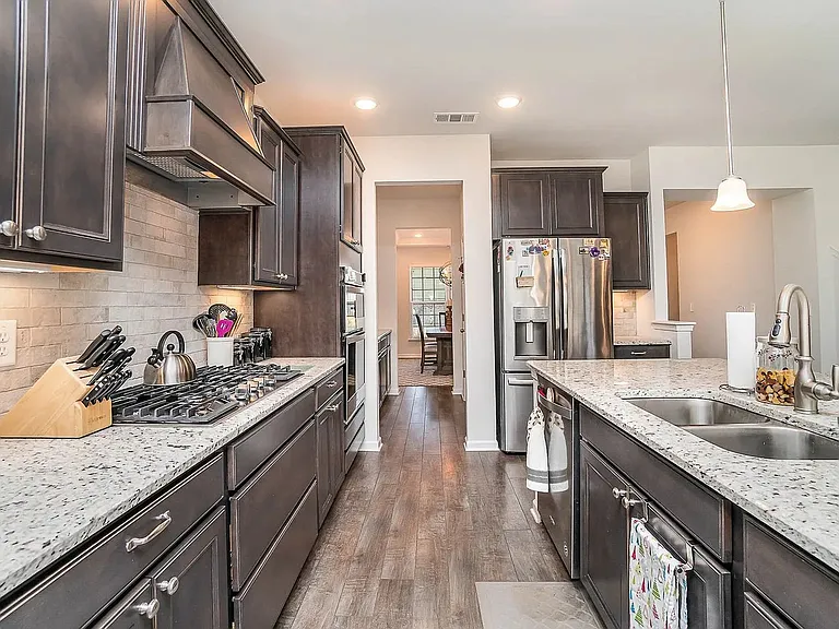 1674 Lantana Dr — Photo 9