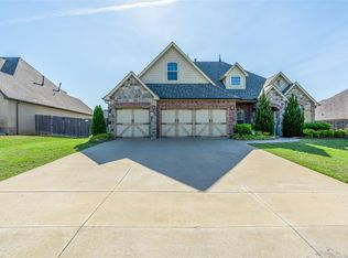 11206 S Lawrence St, Jenks, OK 74037