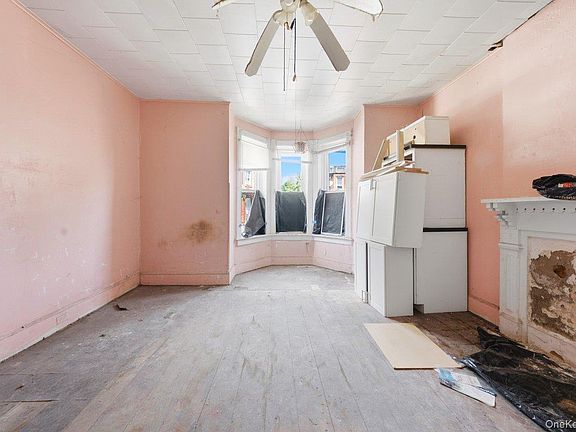 4th image of 145 Renwick Street
