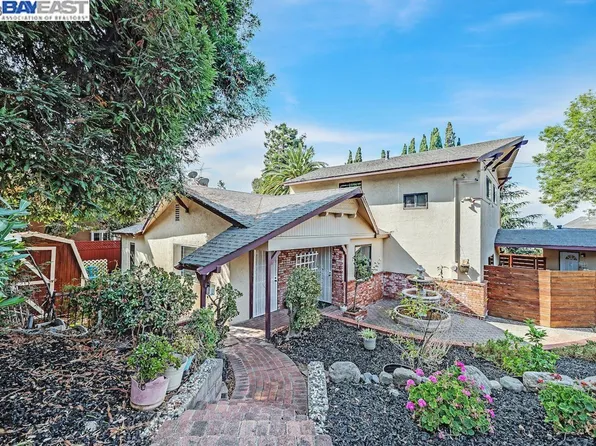 1030 Highland Blvd, Hayward, CA 94542