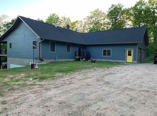 N4419 Camp Bell Rd, Vulcan, MI 49892