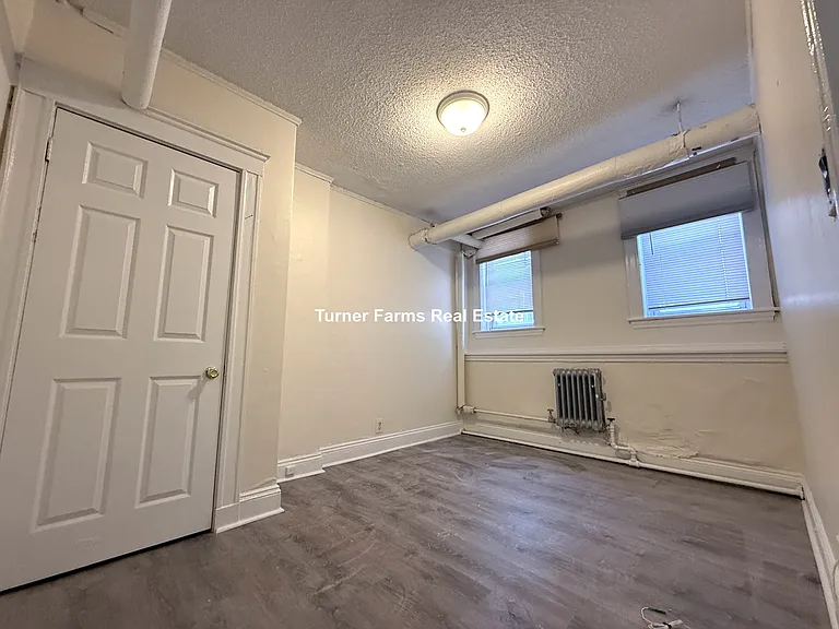 524 Cambridge St #1F — Photo 17