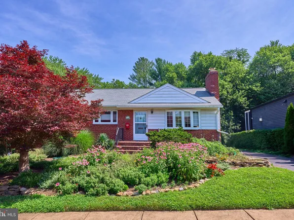 5255 32nd St N, Arlington, VA 22207