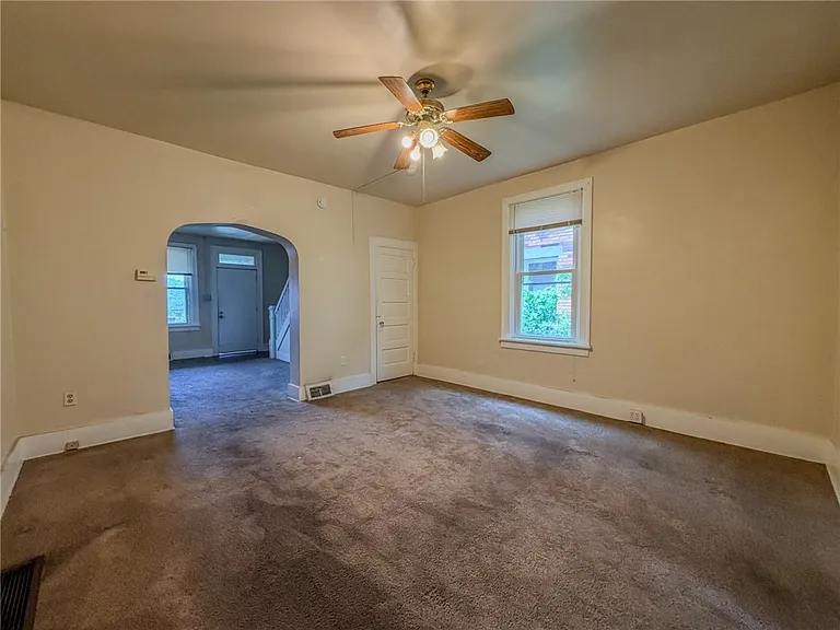 438 Glenwood Dr — Photo 12