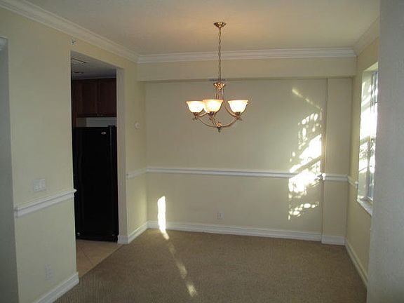 5th image of 729 North St