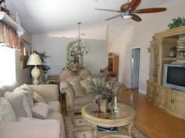 191 Hemming Way, Boynton Beach, FL 33426