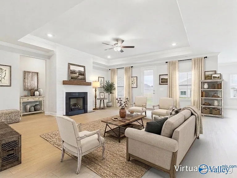 22567 Donahue Dr — Photo 5