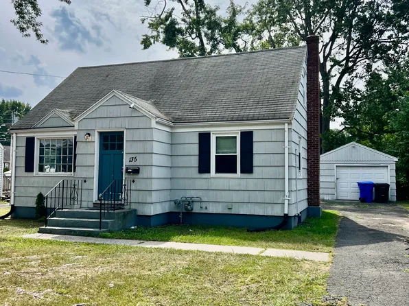 135 Mercer Ave, East Hartford, CT 06118