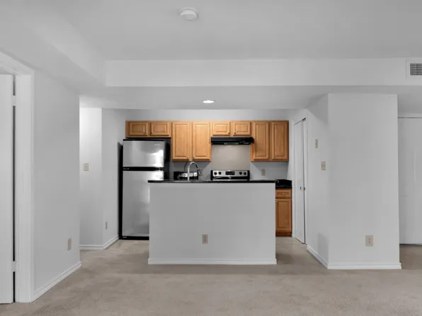 12154 Penderview Ter APT 1231, Fairfax, VA 22033