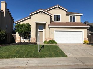 9551 Diamond Point Ln, Elk Grove, CA 95758