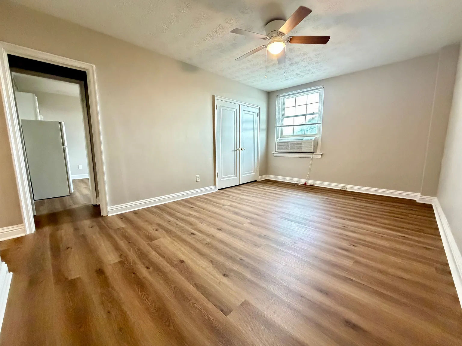 1 bed, 1.0 bath, 475 sqft, $800 — Photo 3