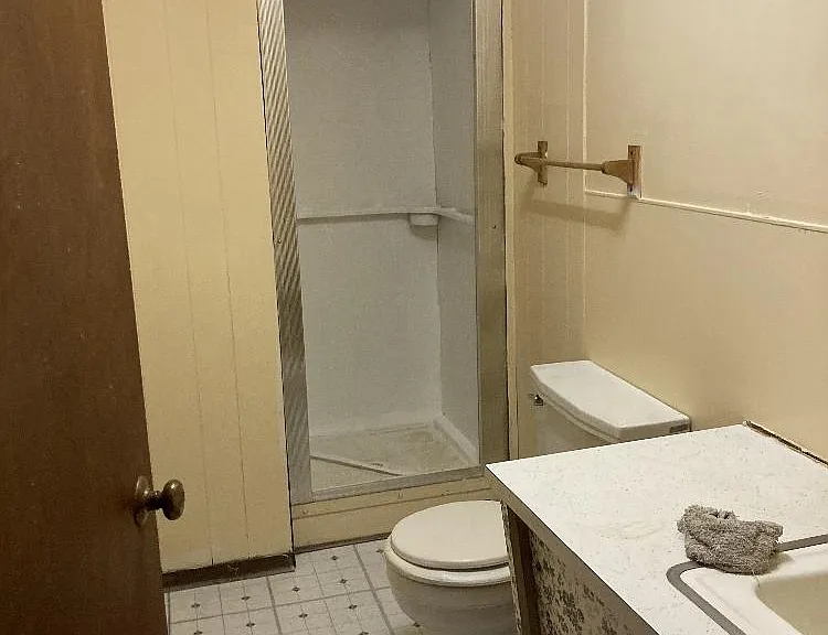 144 Garibaldi Ave #STORE — Photo 2