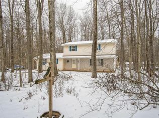 104 Ridge Rd, Pocono Lake, PA 18347