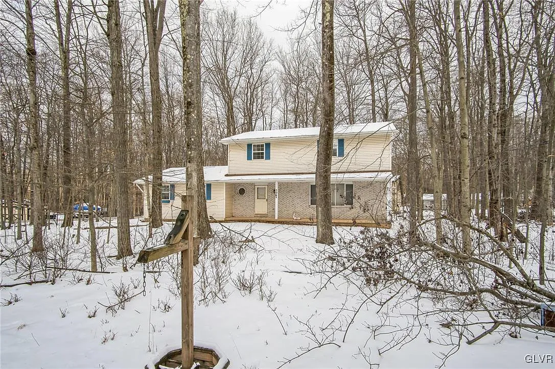 104 Ridge Rd photo 1