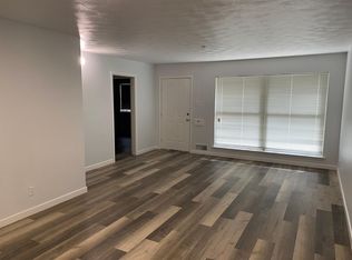 505 Royal Crest Dr, Richardson, TX 75081