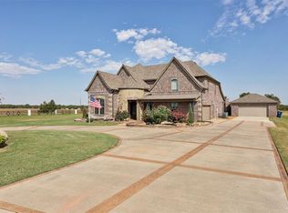 4967 Ranchero Dr, Edmond, OK 73025